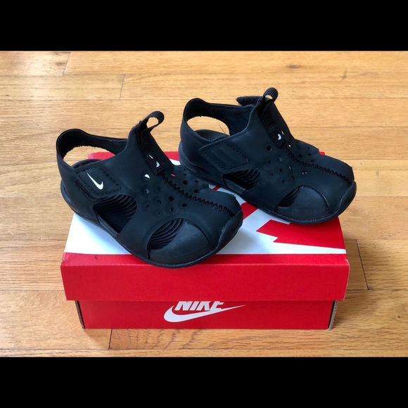 nike sunray protect size 6